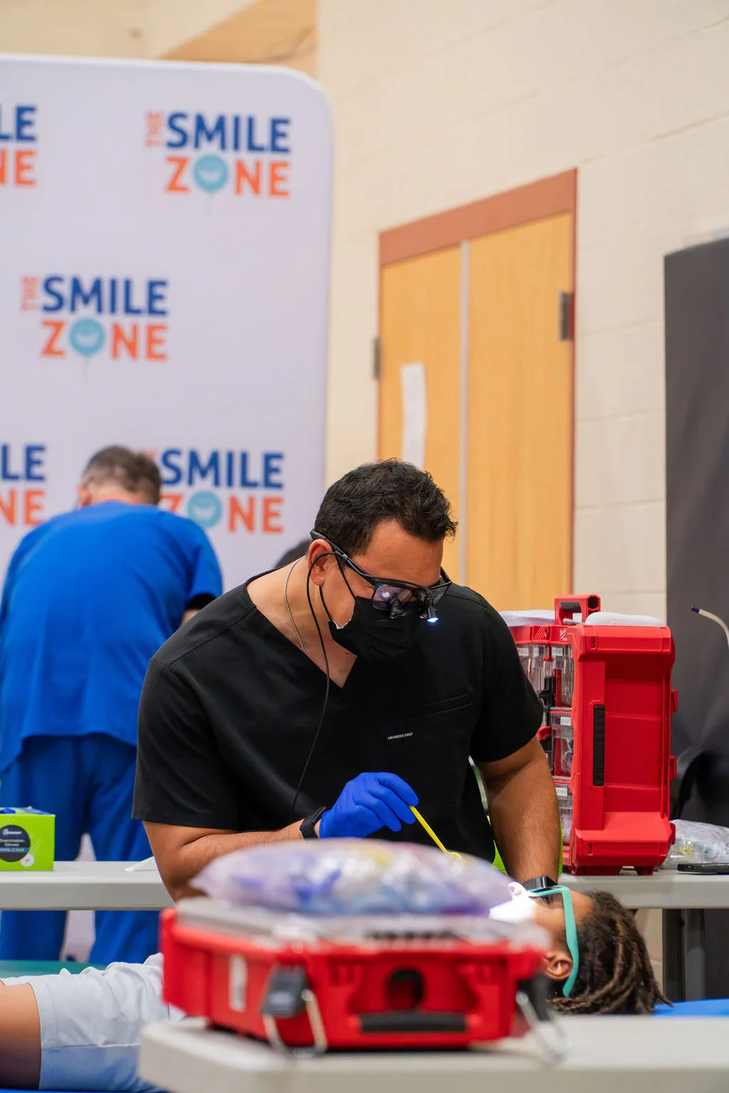 TheSmileZone health and wellness event in Casa Grande with the Arizona Cardinals — photo 28 of 77