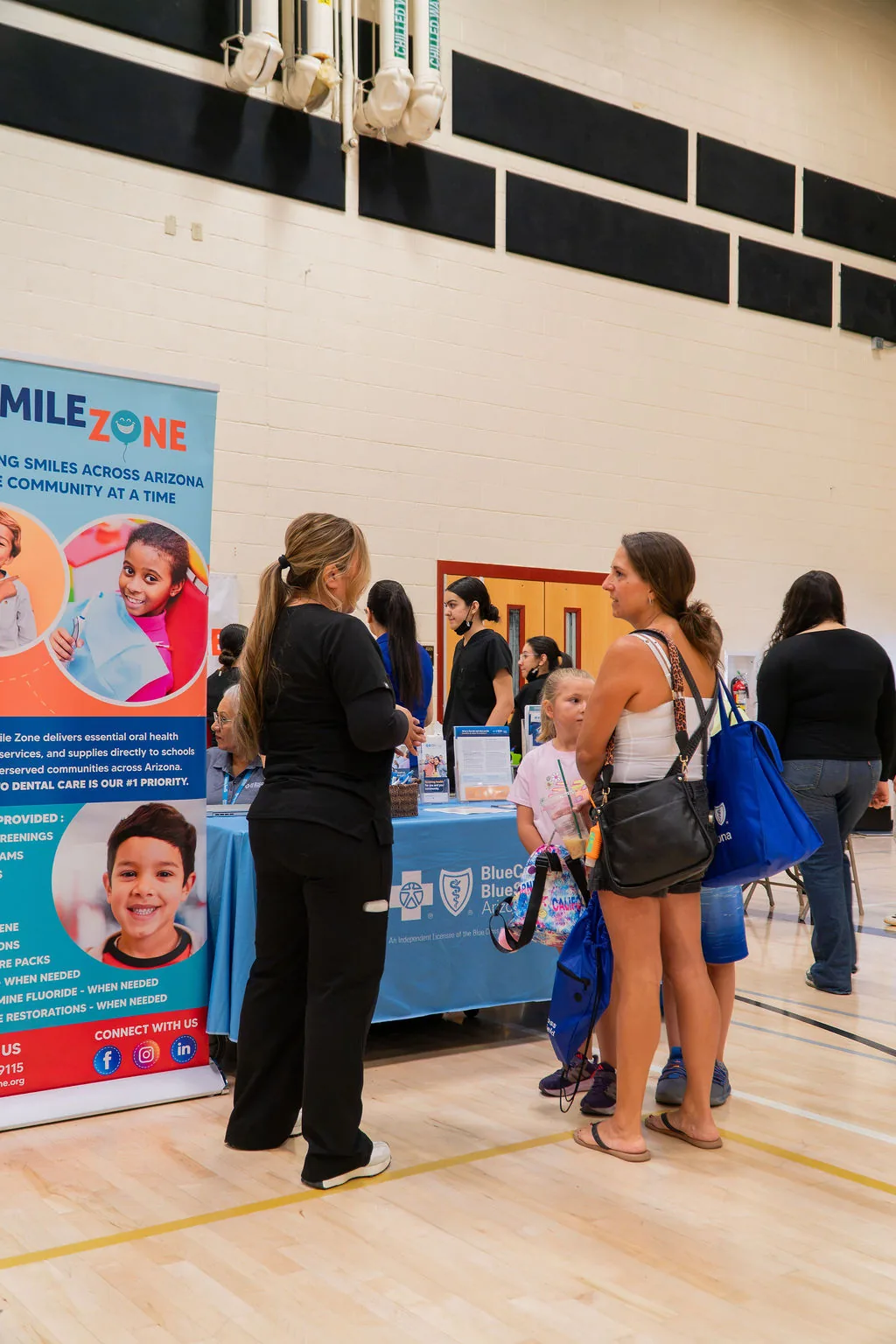 TheSmileZone health and wellness event in Casa Grande with the Arizona Cardinals — photo 29 of 77