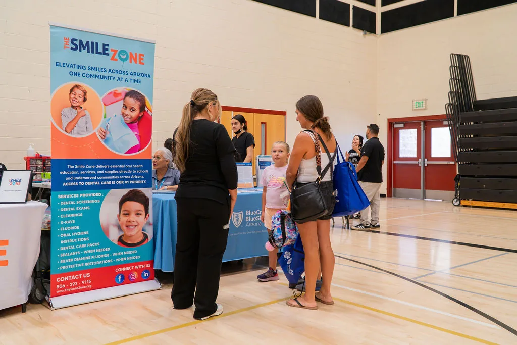 TheSmileZone health and wellness event in Casa Grande with the Arizona Cardinals — photo 30 of 77