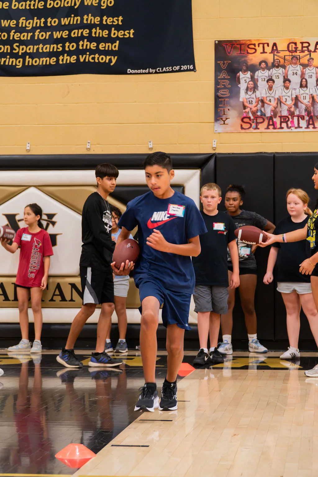 TheSmileZone health and wellness event in Casa Grande with the Arizona Cardinals — photo 51 of 77