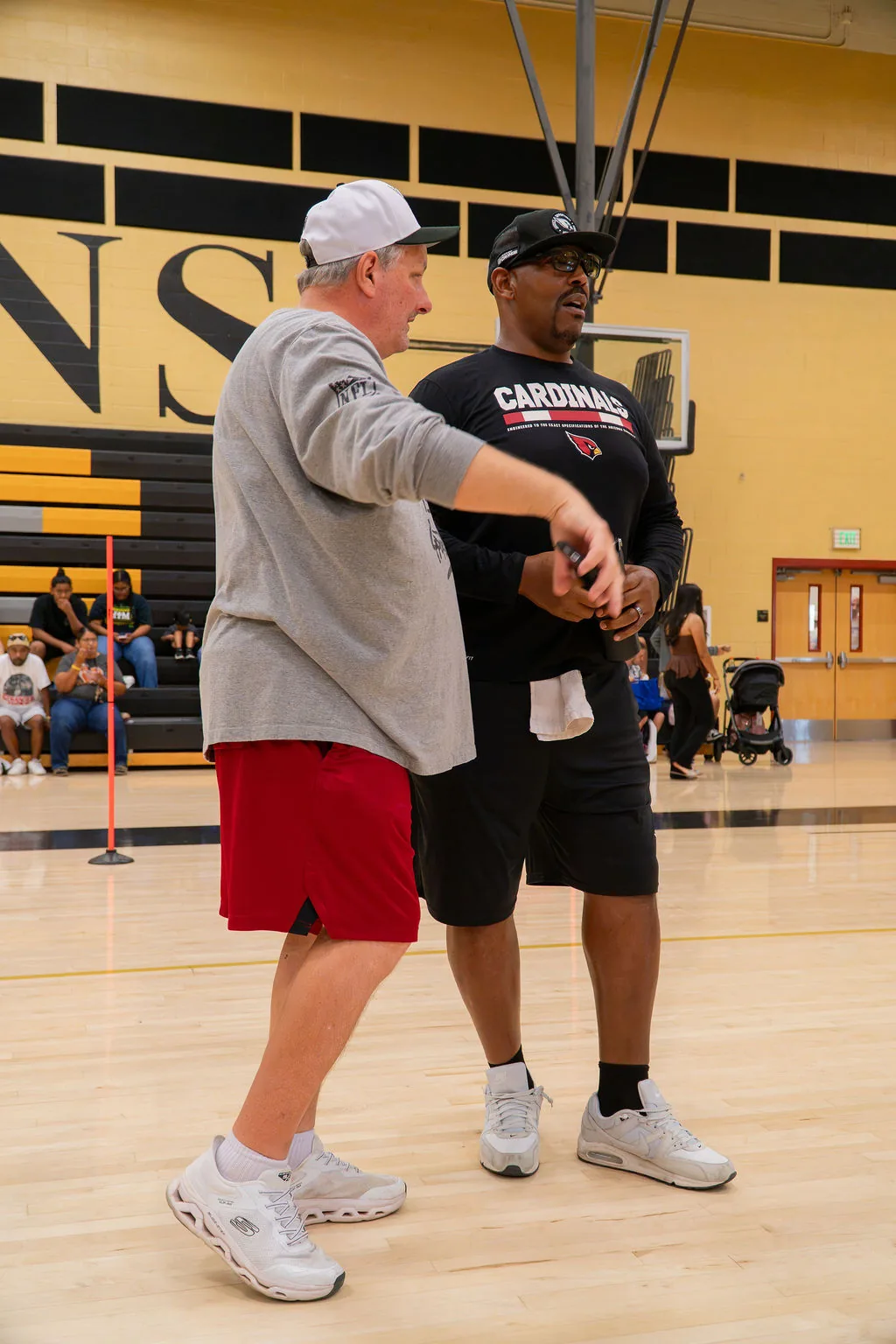 TheSmileZone health and wellness event in Casa Grande with the Arizona Cardinals — photo 52 of 77