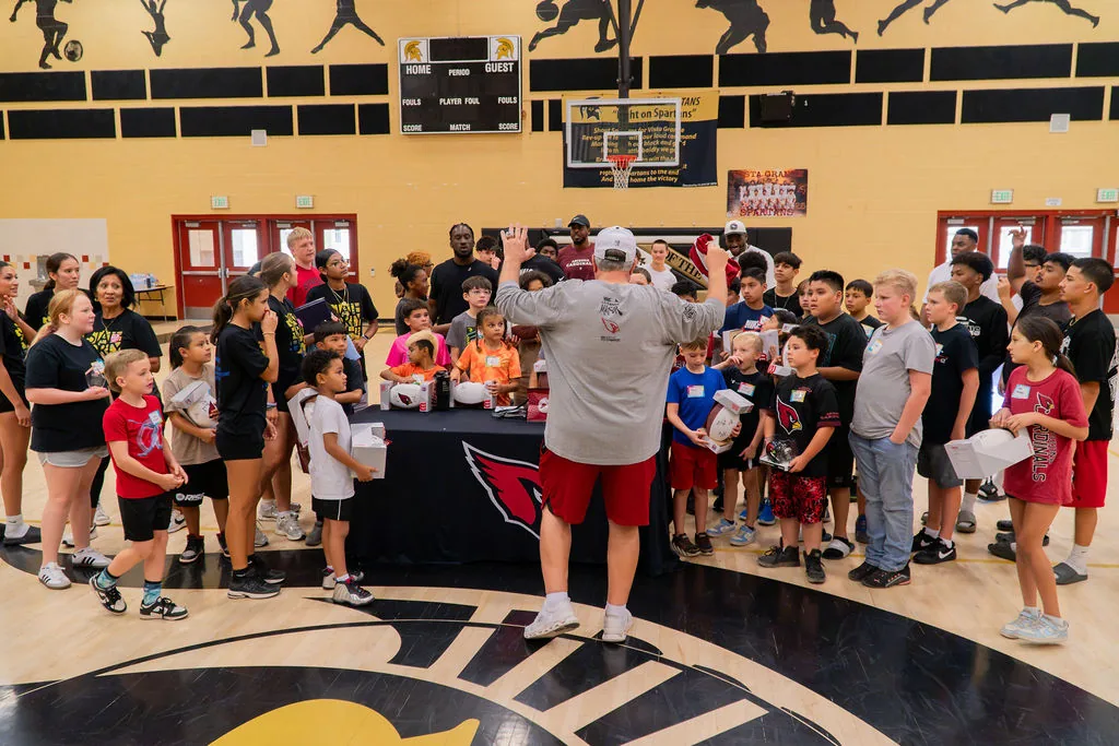 TheSmileZone health and wellness event in Casa Grande with the Arizona Cardinals — photo 70 of 77